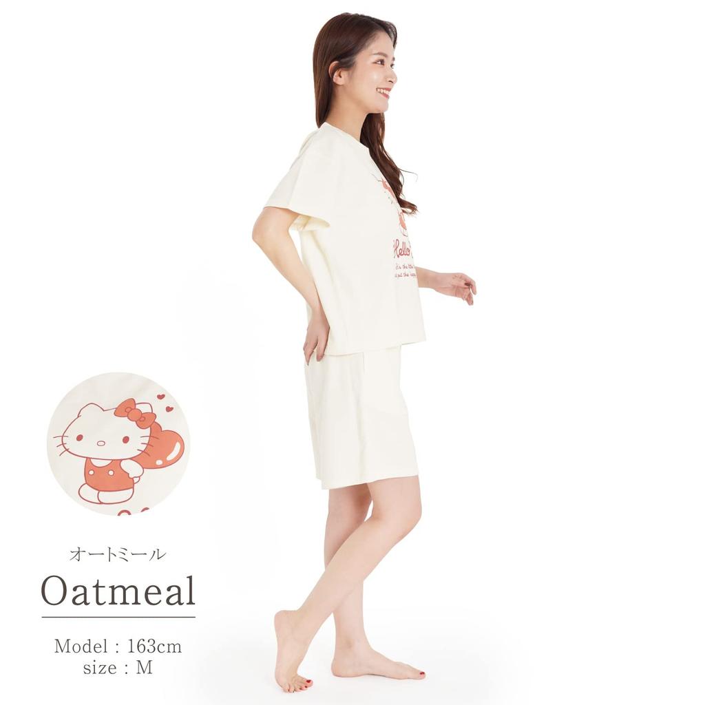 SAZAC SAN1659 Women's Mini Fleece Loungewear Set, U-Neck, Short Sleeves and Pants, Sanrio Hello Kitty Oatmeal Pajamas, Size M