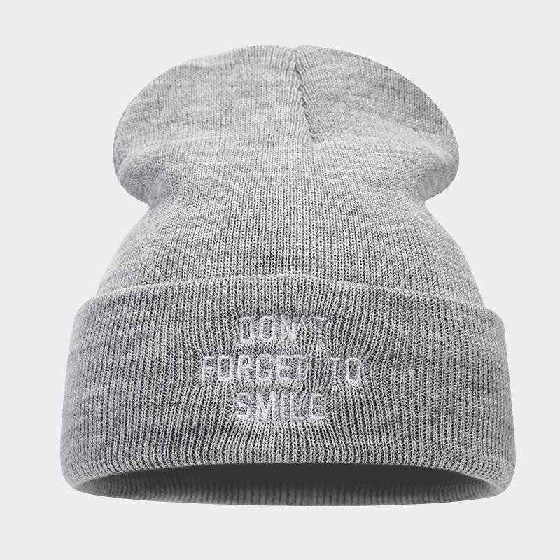 Autumn and winter new personalized letter embroidery knitted hat outdoor warm wool hat niche casual cold hat tide