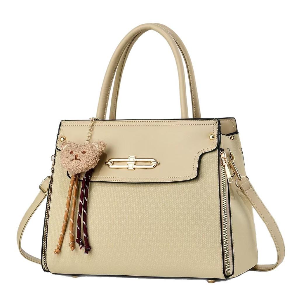 Womens Fashion Shoulder Bag With Details And Mobile Pocket For Casual Outings