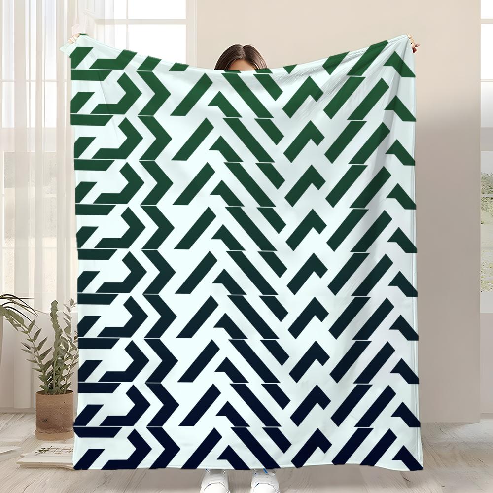 

Streetwear Brand D-DAIWA PIER39 Throw Kid-Friendly Flannel Throw Blanket Soft Warm Anti-Static Washable All Season 75x90cm