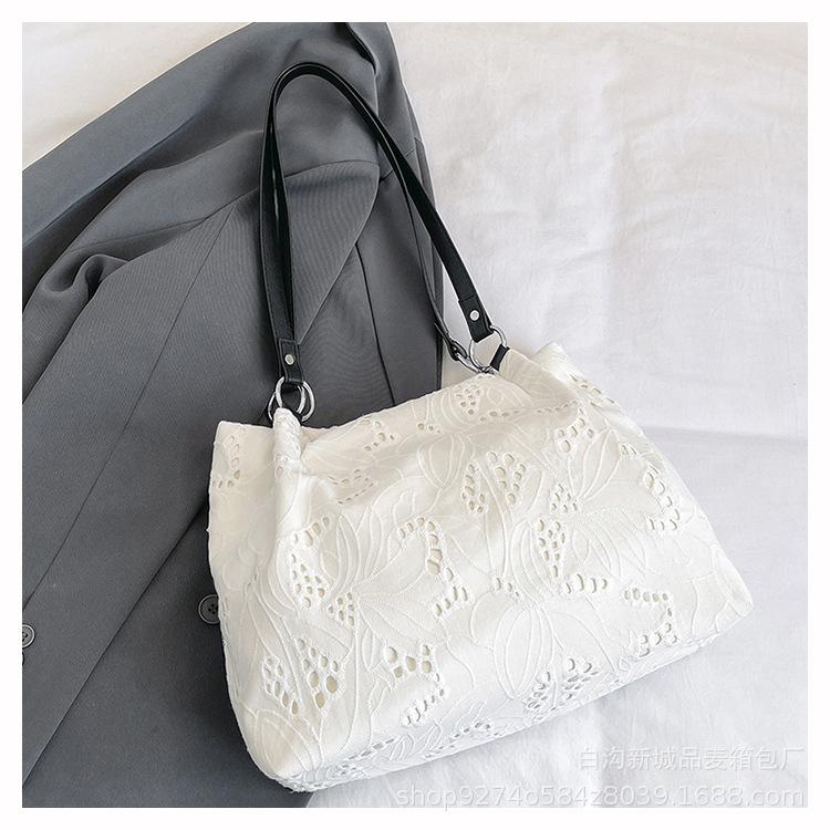 

Niche design lace tote bag women s 2025 summer new large-capacity shopping bag lazy style shoulder canvas bag белый