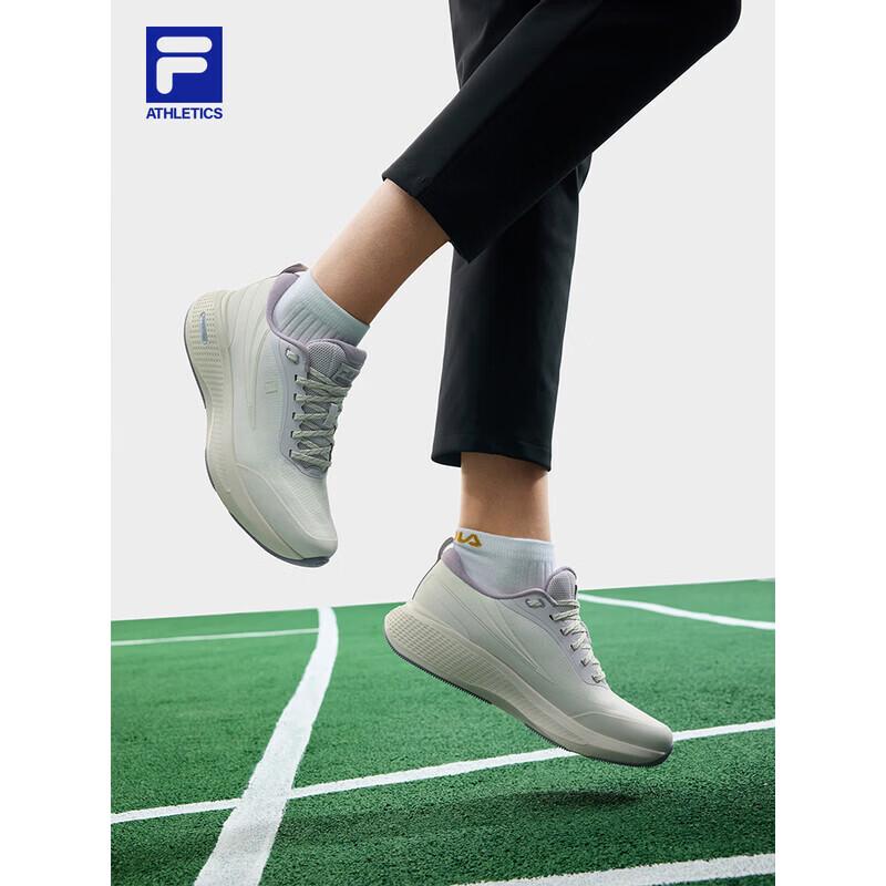 FILA Women s NUVOLE RUN 3+ Running Shoes 8