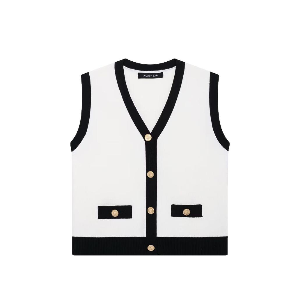 2025 Summer Color Block V-neck Knit Vest with Metal Button Embellishments