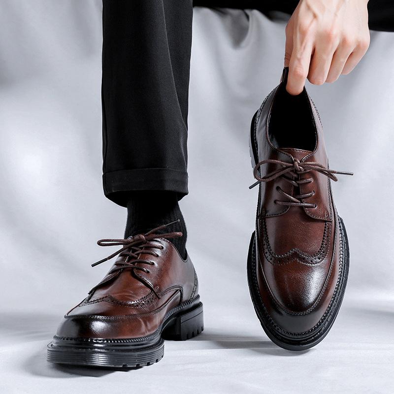 Men's Korean Style Formal Leather Brogue Shoes for Weddings and Business