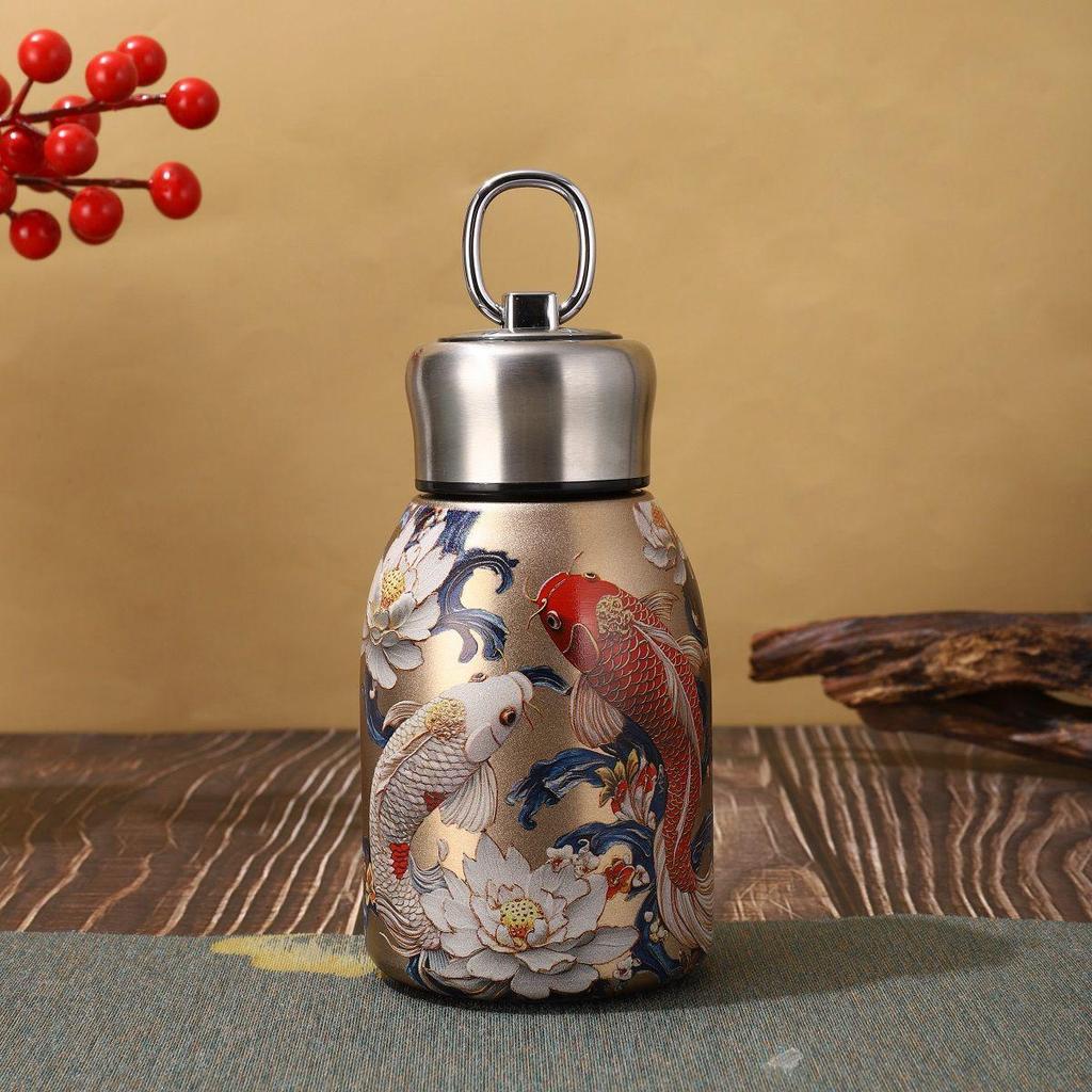 Golden Peacock Retro Insulated Cup - 316 Inner Liner, Portable Design, Keeps Beverages Hot or Cold.