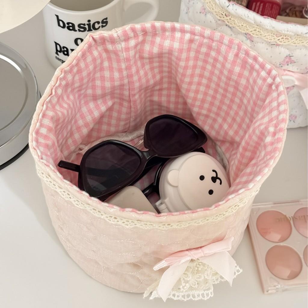 Sweetheart Lace Cylinder Storage Bin With Soft Cotton Material For Desk And Travel Use