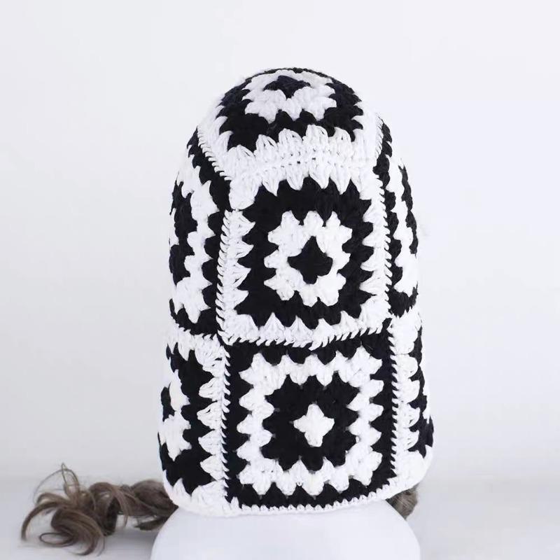 Handmade crochet balaclava hat autumn and winter retro pullover ear protection hat suitable for men and women, cold proof