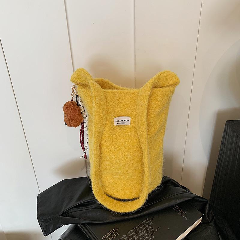 Trendy Street Style Canvas Bucket Bag For Women Spacious With Magnetic Closure