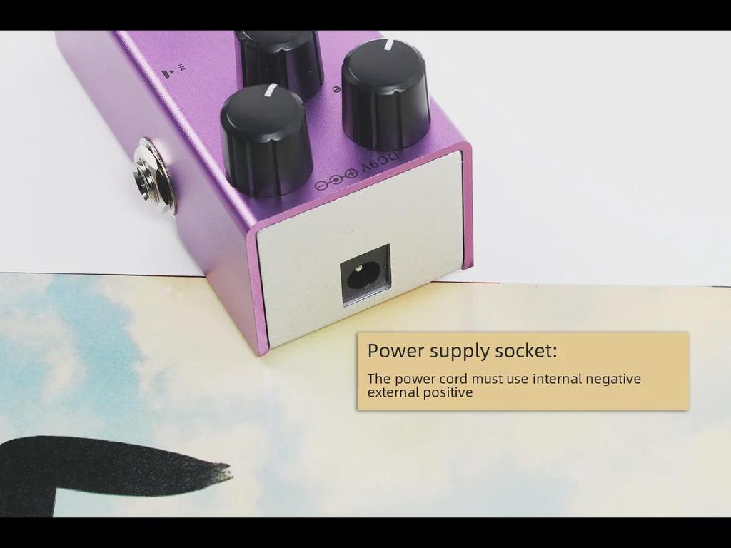 Compact Electric Guitar Effects Pedal: 10 Effects Including EQ, Distortion, Overdrive, Fuzz, Chorus, Simulation & Delay.