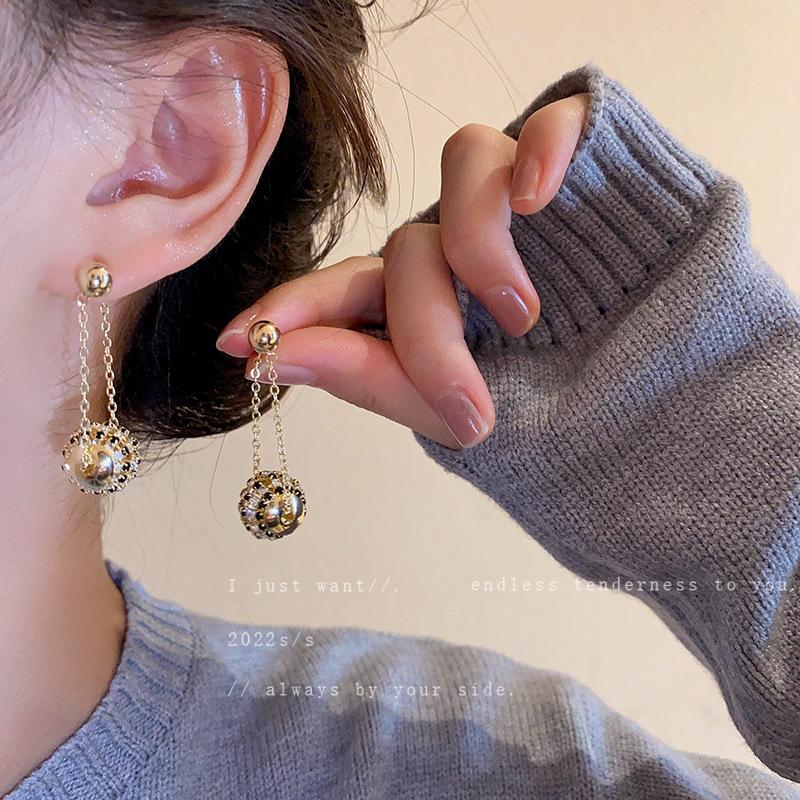 Baroque Pearl Diamond Bow Earrings Personality Earrings French Celebrity Earrings Women