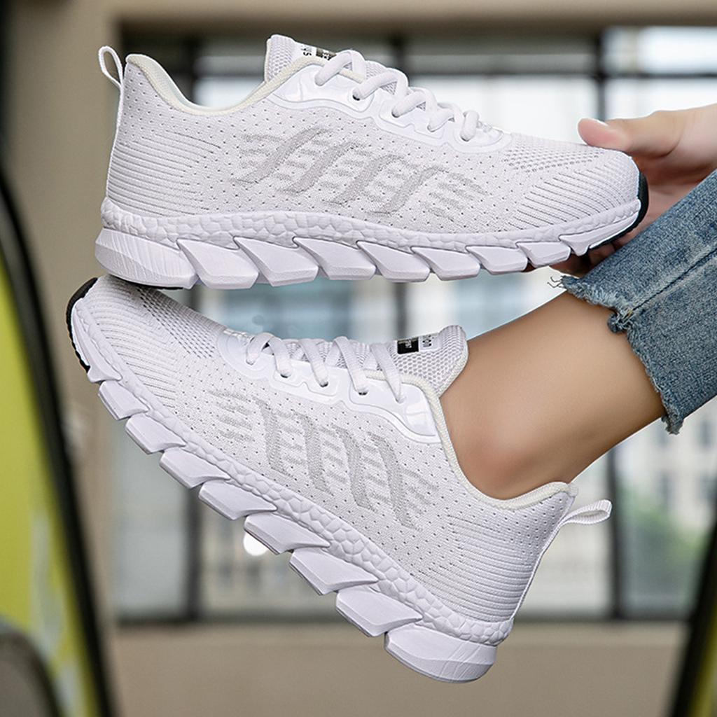 Lightweight Breathable Athletic Running Shoes with Flexible Sole and Lace-Up Closure for Comfortable Everyday Wear
