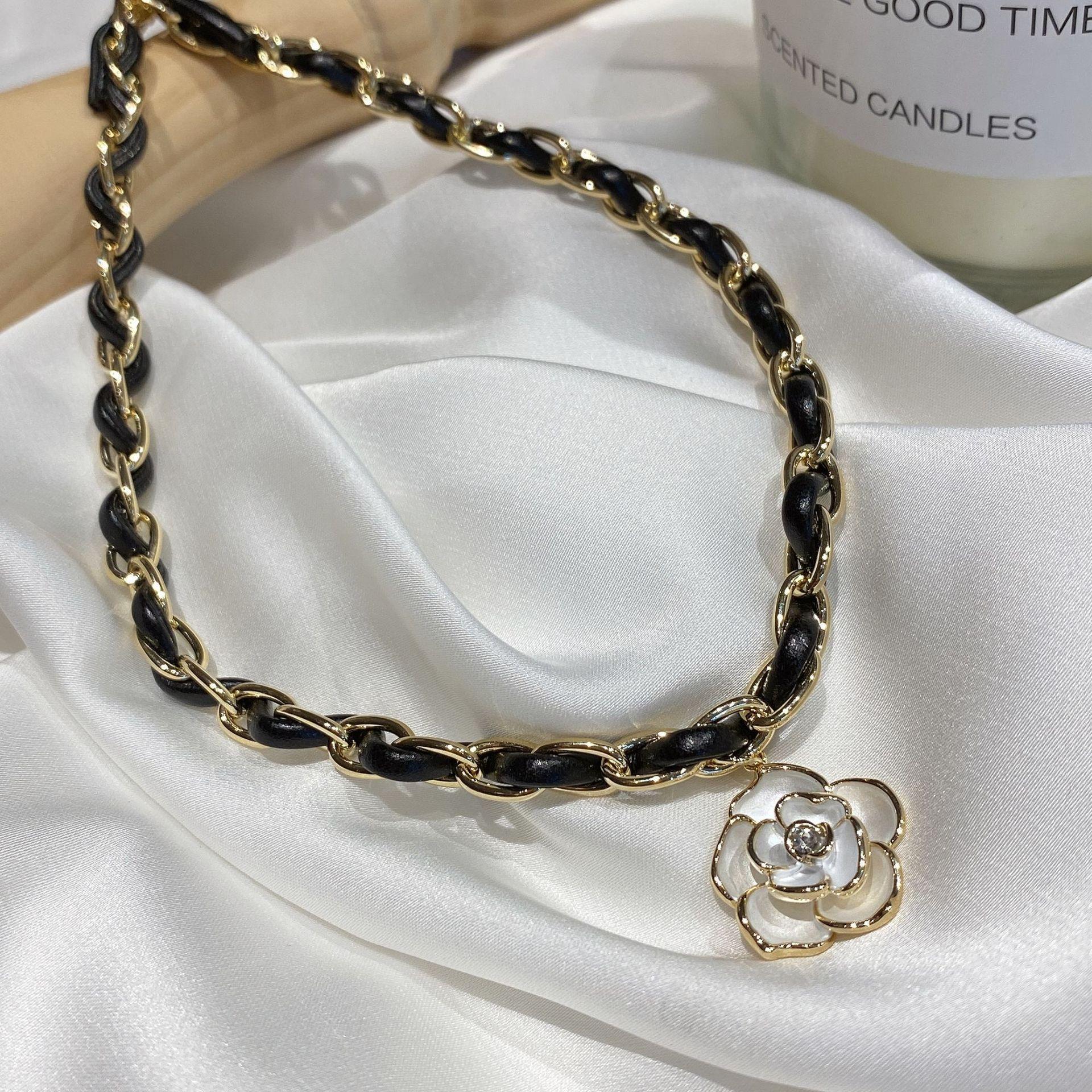 

Кожаное черное ожерелье-цепочка, модное индивидуальное темпераментное женское ожерелье в стиле ретро, ​​креативные ювелирные изделия, подарки