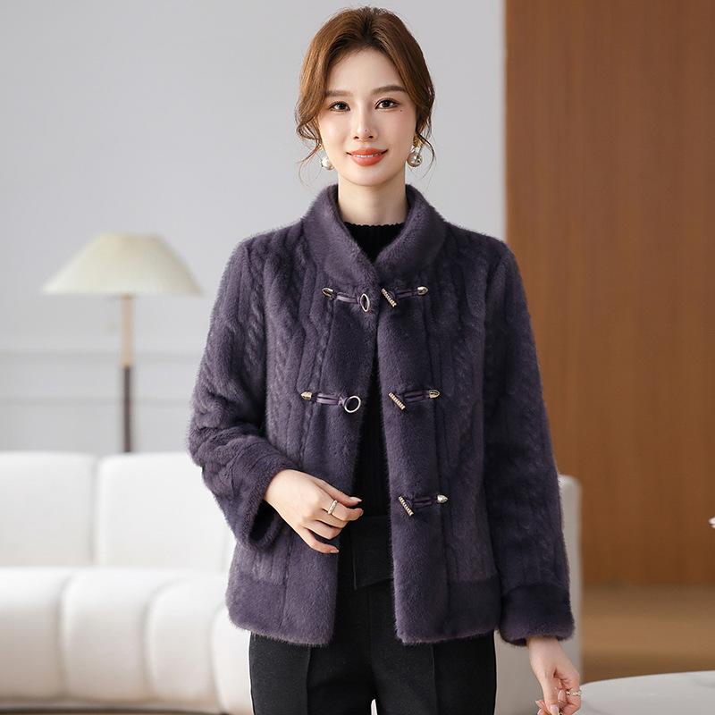 Middle-aged Women's New Fur Coat Mother Fashionable Winter Clothing Imitation Mink Velvet Temperament Fur Top Winter Style