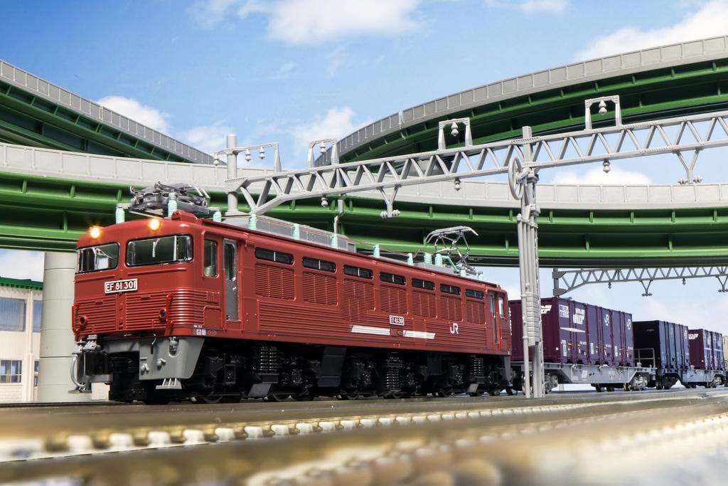 Hobby Center Kato N Gauge EF81 300 JR Freight Renewal Car Rose Pink Type Railway Model Electric Locomotive 3067-A