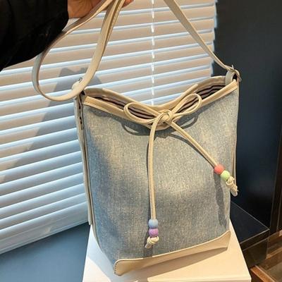 Niche One-shoulder Denim Bag, New Large-capacity Bucket Bag, Simple Work Commute Fashion Messenger Bag