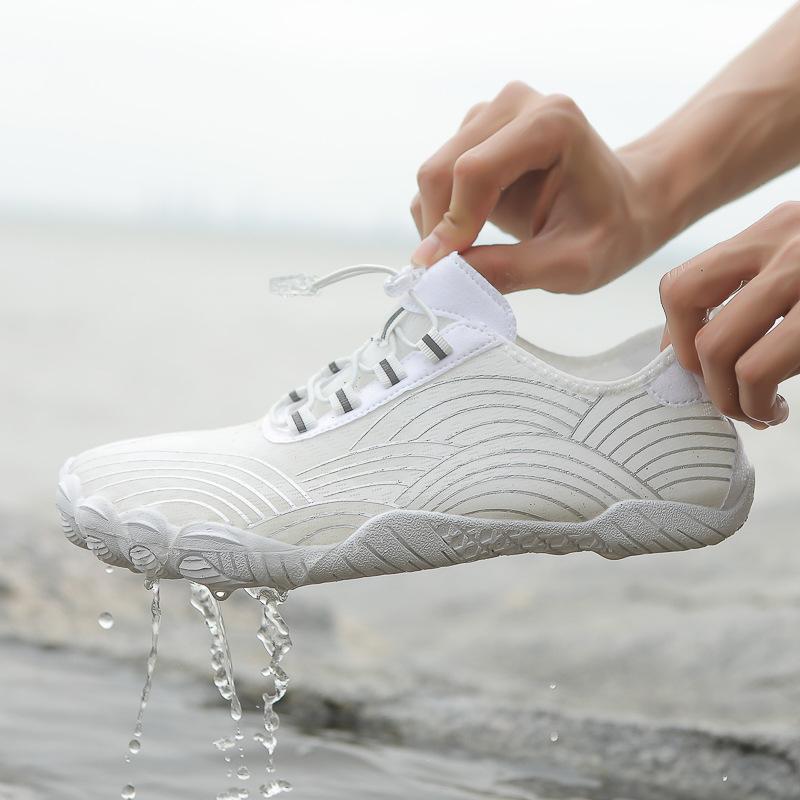 Neue große Wanderschuhe Outdoor Herren- und Damen-Surfschuhe schnelltrocknend Schwimmen rutschfest Paar Wasserschuhe Strand Fünf-Finger-Schuhe