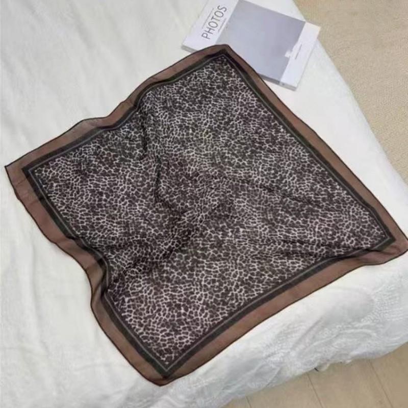 Women's Ethnic Style Leopard Print Scarf - Cotton Linen Silk Blend, Cashew Print, Autumn Accessory