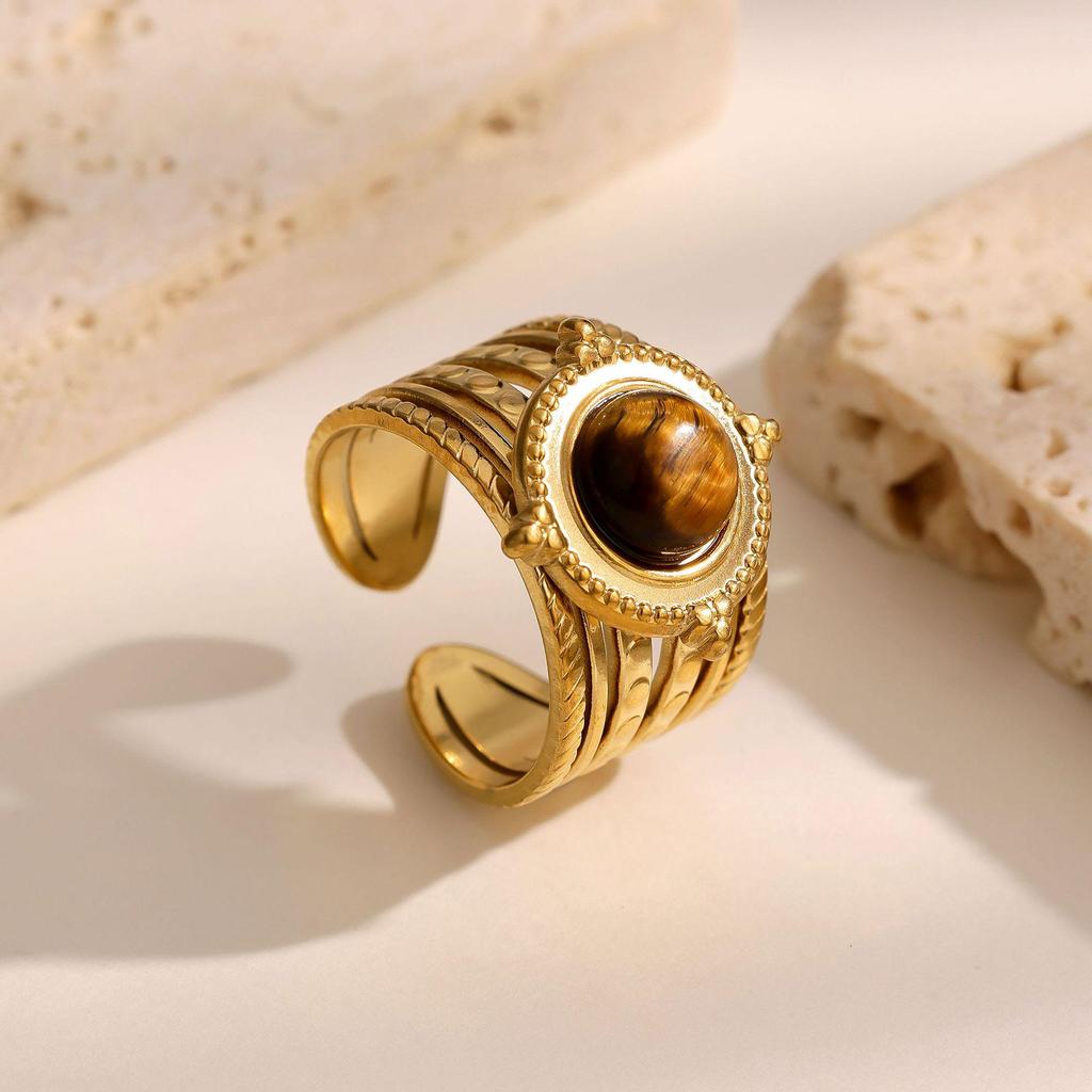 Elegant Gold Floral Ring - French Luxury & Versatile Hong Kong Style Stainless Steel Design