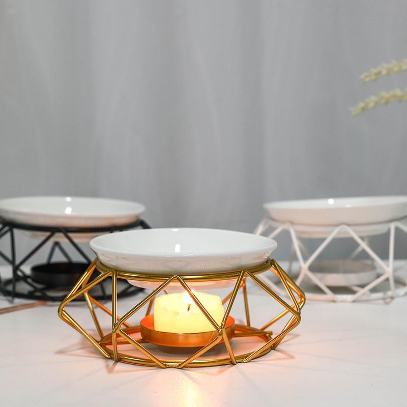 Lampă de aromaterapie transfrontalieră din fier și ceramică: Arzător de uleiuri esențiale și suport de tămâie pentru sfeșnic de birou.