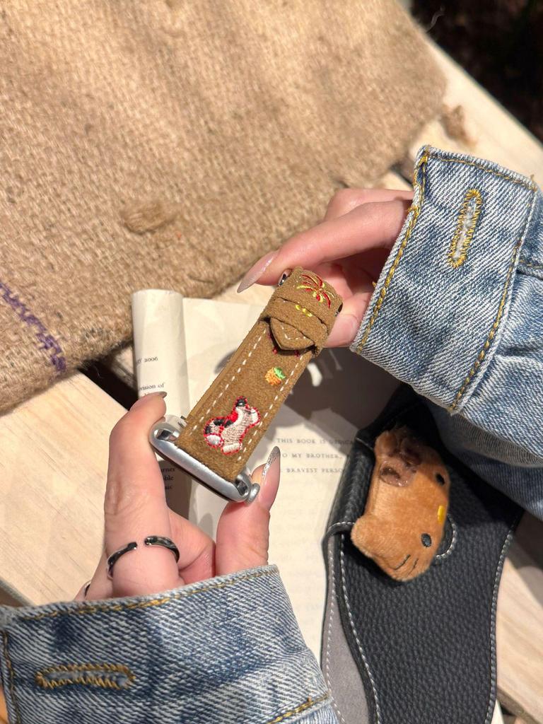 New Year Small Horse Embroidery Velvet Leather Strap for Apple Watch Series 11 10/9/8 Ultra SE