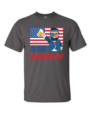 Lustiges Abe trinkt Präsident Amerikanische Flagge Patriotisches Kurzarm-T-Shirt