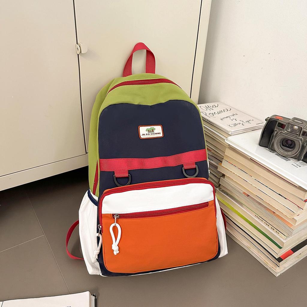 Modny plecak dziecięcy w bloki kolorystyczne - Uroczy i wytrzymały dla chłopców i dziewcząt ze szkoły podstawowej