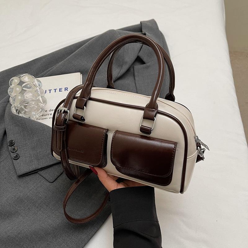 

Premium handbag bag new trendy fashion shoulder bag commuter messenger pillow bag