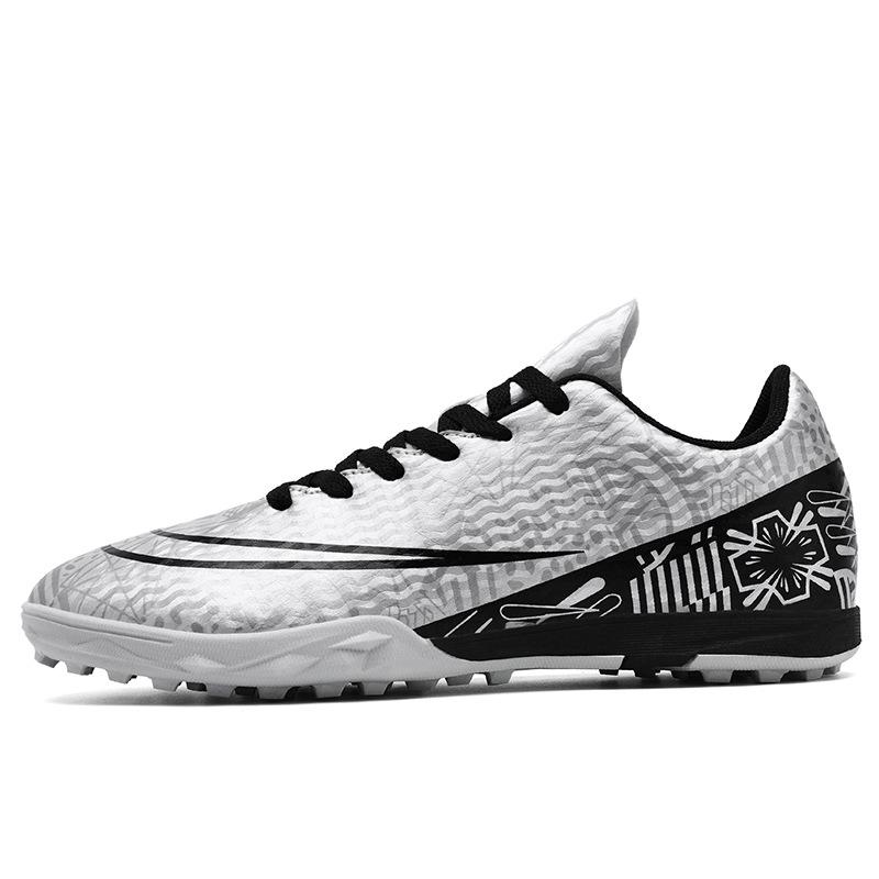 New Low-Top Football Shoes For Young Students Ag Spikes Outdoor Grass Actual Combat Professional Training Football Shoes