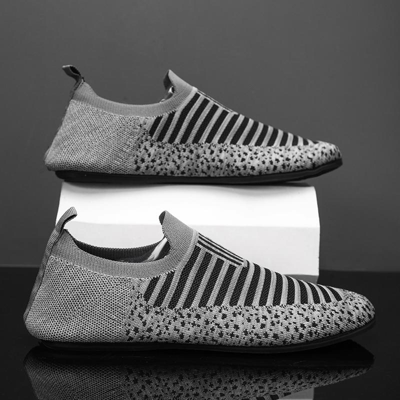 MAEDEF Mens Shoes Comfortable Casual Shoes Men Home Slippers Lightweight Breathable Walking Moccasins Thin Bottom House Shoes