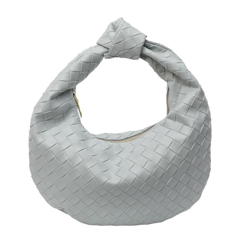 

Trendy texture woven portable women s bag 2025 summer new versatile commuter solid color underarm bag shoulder bag зелёный