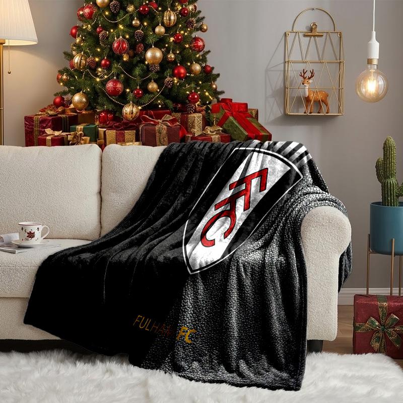 Fulham Football Crest Throws Blanket Flannel Blankets Plush for Couch Bed Gifts for Men Women Travel picnic blanket Christmas fan gifts