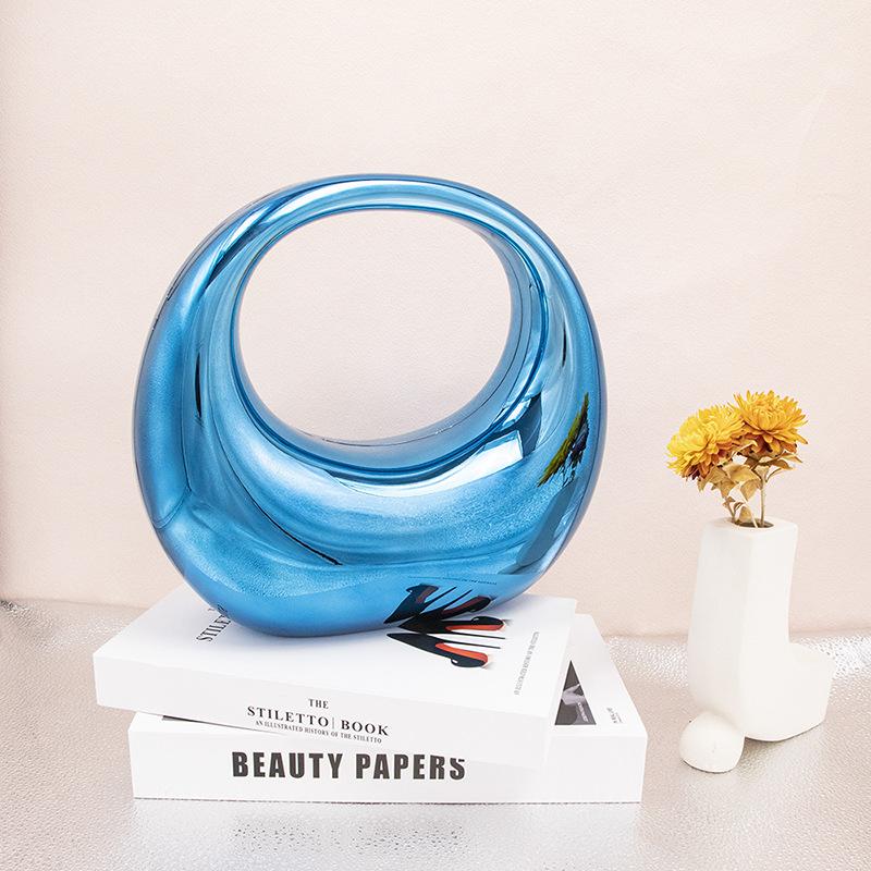 

Bags Colorful European and American new acrylic women s bags One shoulder messenger handbags Makeup dinner bags Extravagant women s bags синій