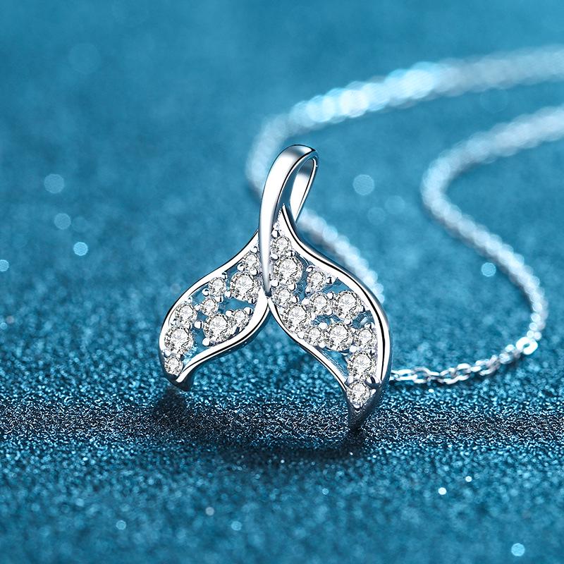 XDY925 Mermaid Tail Moissanite Pendant Necklace - Sterling Silver Clavicle Chain for Women