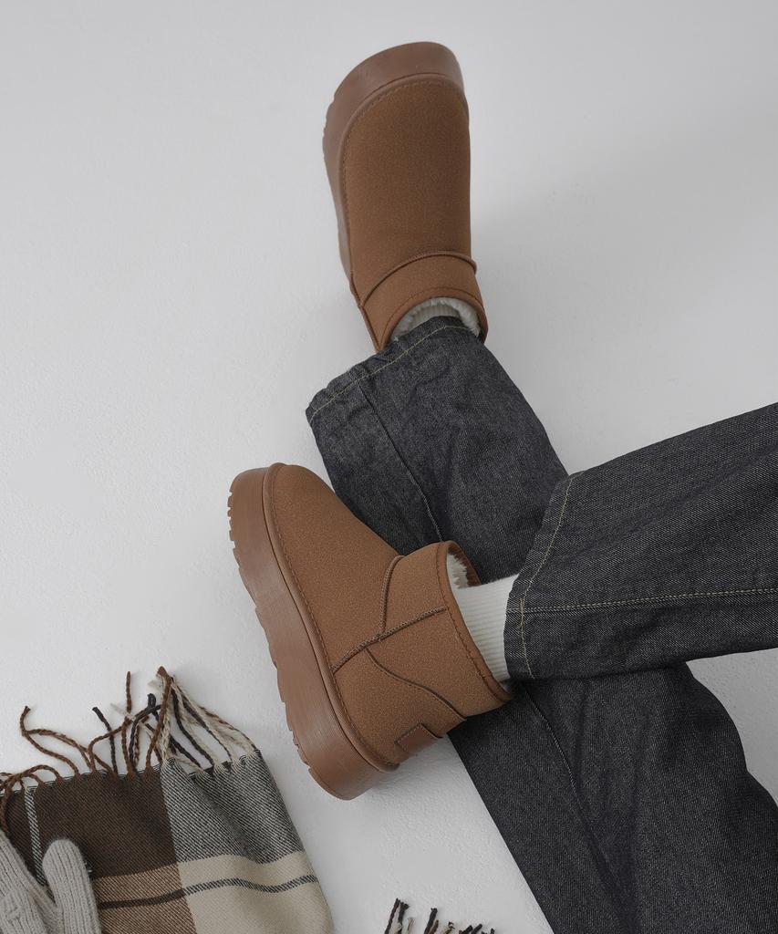 Chaakan Arik Fur-Lined Short Ugg Boots Wtsdr4F859
