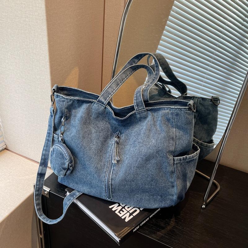Fashion commuter portable large-capacity bag women's new denim shoulder bag messenger bag tote bag