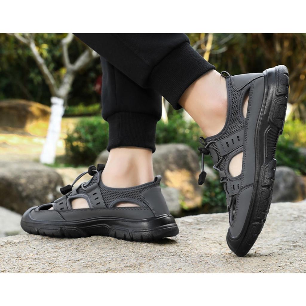 Men's Shoes Summer Beach Hole Wading Shoes Rotating Button Sandals Men's Casual Shoes Hollow Outdoor Shoes