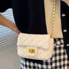 Fashion Messenger Chain Bag Women's 2025 Summer New Models, Popular Shoulder Bags This Year, Niche Diamond Versatile Small Square Bags