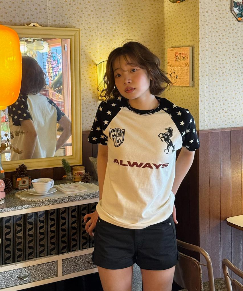 AMOU Always Star Reglan T-Shirts Black