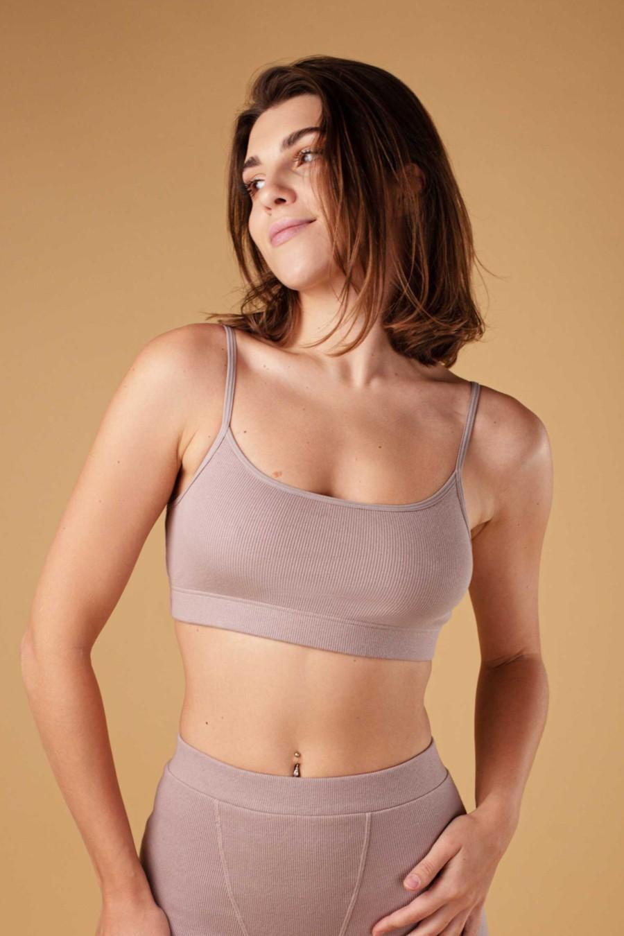 

Топ brabrabra (91958) 42(S) тілесний