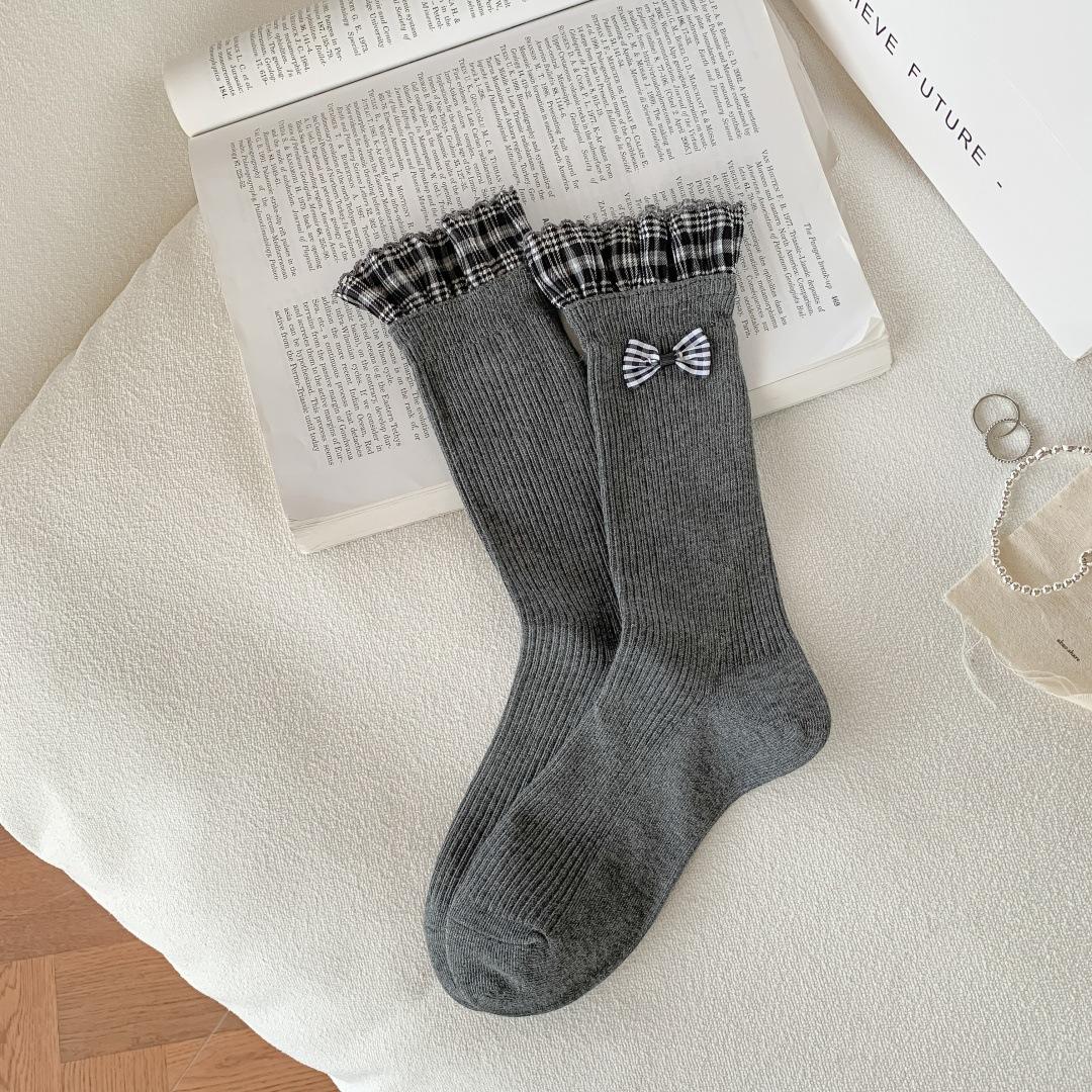 

Autumn And Winter Plaid Lace Women S Socks Vintage Literary Pile Socks Japanese College Style Bow Bow Socks Miu One size fits all темно-серого