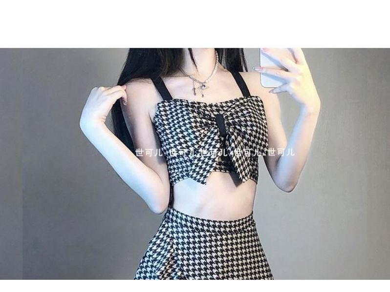 Women's High-End Academy Style Split Swimsuit - Perfect for Summer, Water Parks, and Seaside Photos.