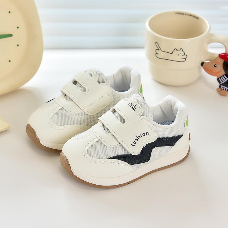 Children's Breathable Boys' and Girls' Sports Shoes with Velcro Fasteners Baby Running Shoes