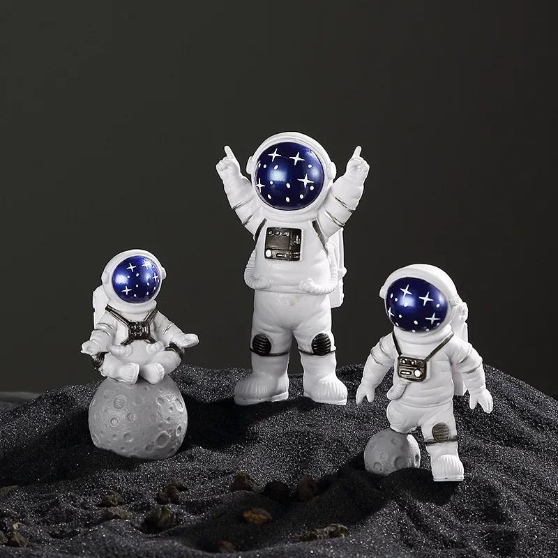 3 pcs Astronaut Figure Statue Figurine Spaceman Sculpture Educational Toy Desktop Home Decoration Astronaut Model For Kids Gift
