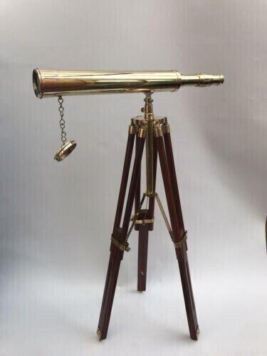 18palcový dalekohled s dřevěným starožitným námořním stolním mosazným stativovým stojanem