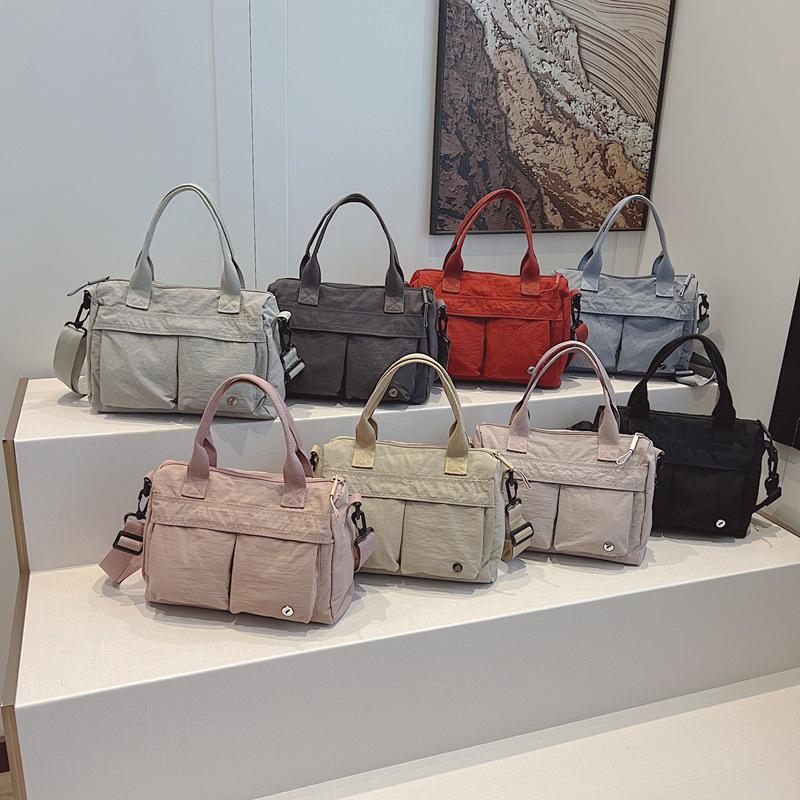 Minimalist Chic Handbag with Shoulder Strap