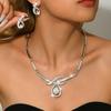 Foreign Trade Source Fashionable and Personalized Alloy Necklace Earrings Two-piece Set Jewelry Dinner Accessories