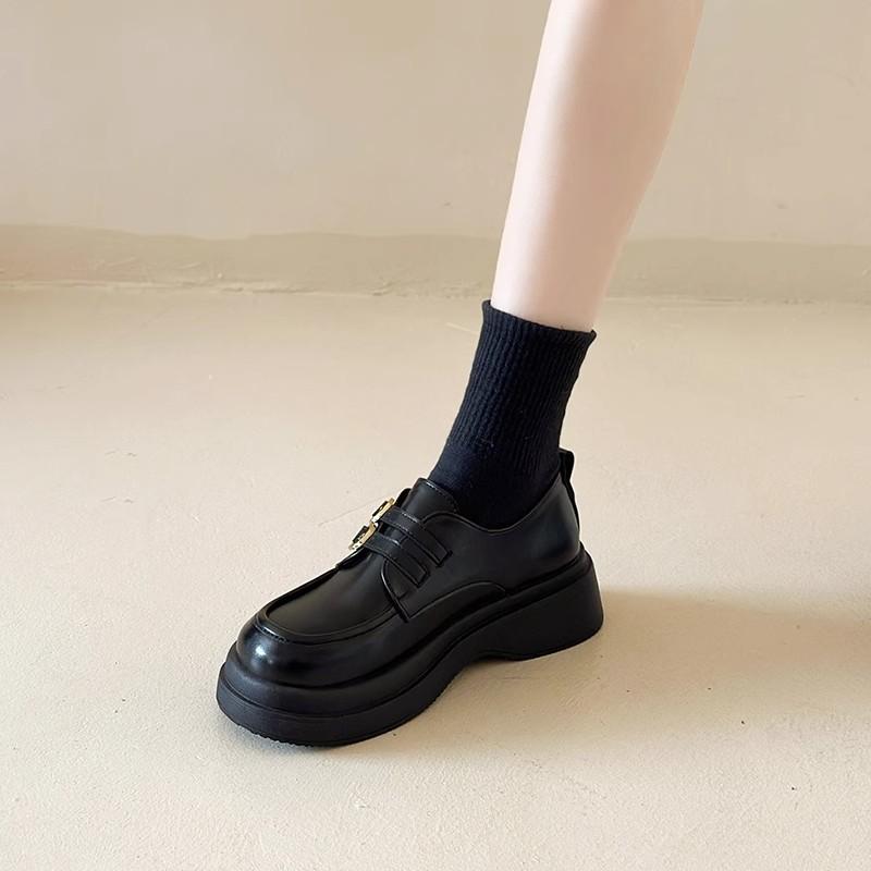High-end small leather shoes for women, new platform shoes in autumn and winter, velvet black shoes for women