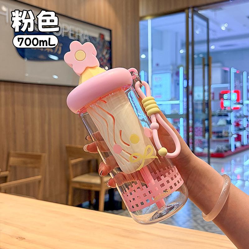 Water bottle summer accompanying plastic cup large capacity food grade cute water cup female high value high temperature resistant portable straw cup