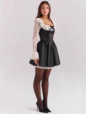 Vestido Longo Feminino Retrô com Renda, Laço e Cintura Marcada