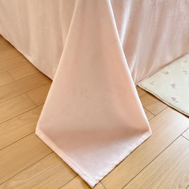 Women's Plush Velvet Fleece Bedding Set: Flannel Duvet Cover and Sheets